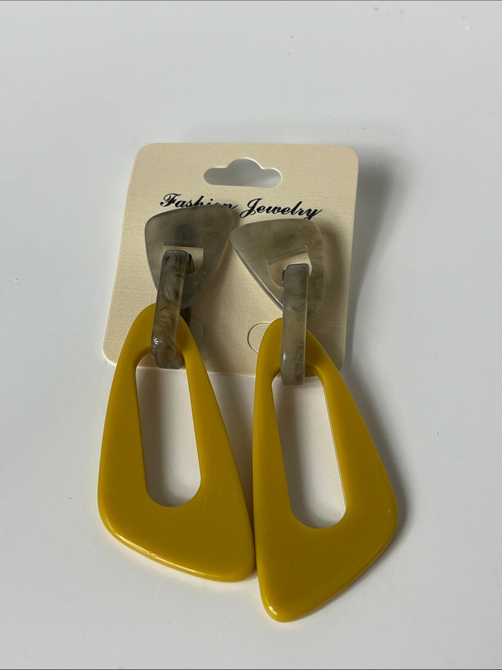 Fashion Jewelry Yellow and Gray Resin Drop Link Earrings